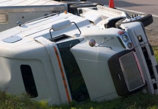 Help of a Trucking Accident Attorney
